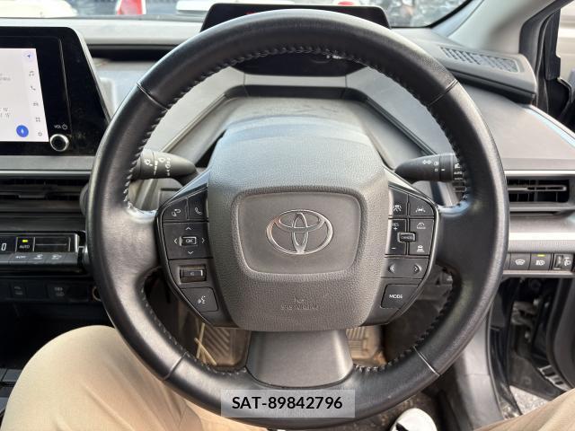 Toyota PRIUS 2023-03 8216463-10