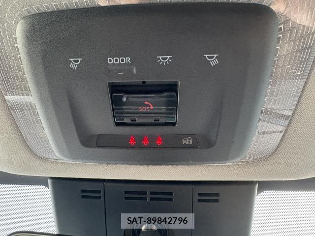 Toyota PRIUS 2023-03 8216463-14