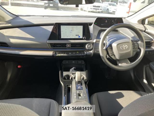 Toyota PRIUS 2025-02 8216817-8