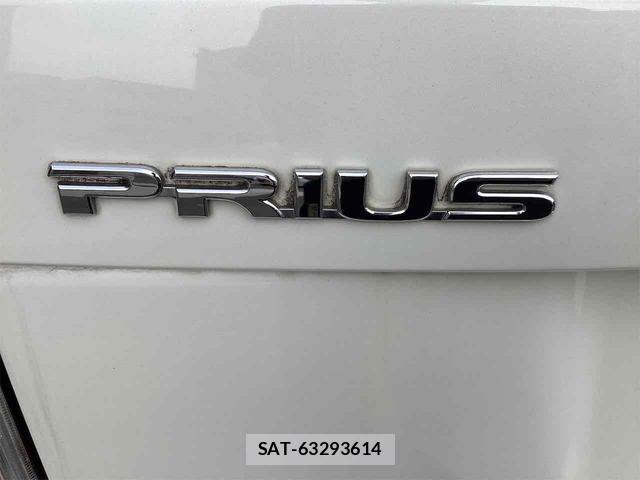 Toyota PRIUS 2013-04 8216845-13
