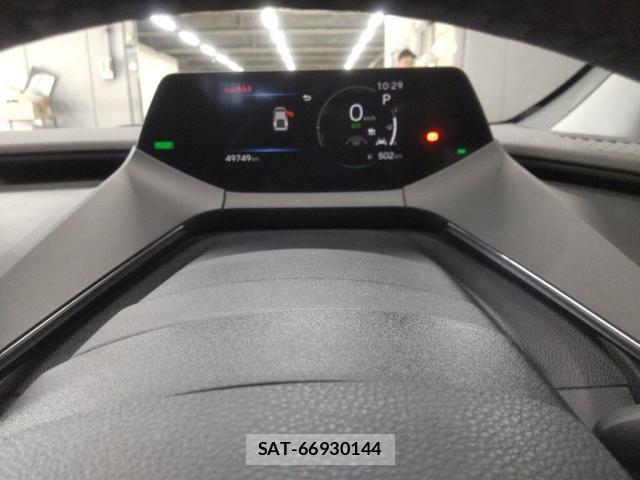 Toyota PRIUS 2023-06 8216968-5
