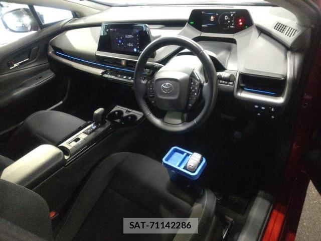 Toyota PRIUS 2023-03 8217019-2
