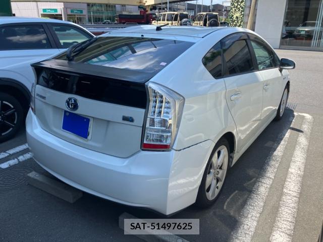 Toyota PRIUS 2010-07 8217163-12