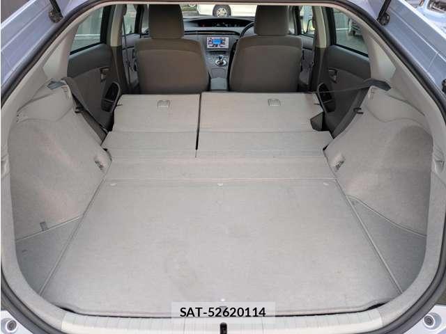 Toyota PRIUS 2010-07 8217221-15