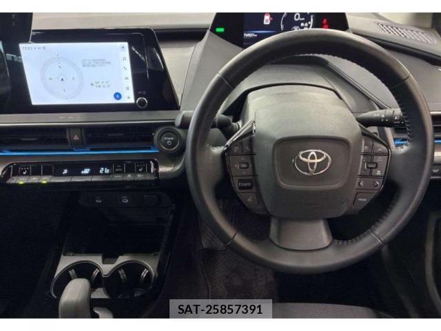 Toyota PRIUS 2023-02 8217459-2