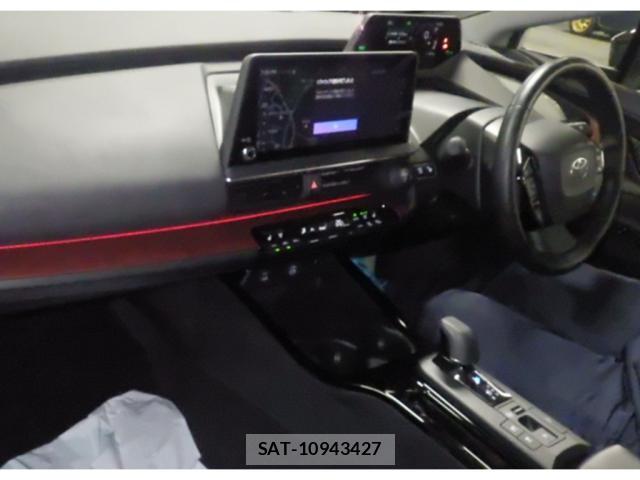 Toyota PRIUS 2024-11 8217460-2