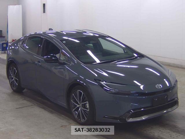 Toyota PRIUS 2023-12 8217655-3
