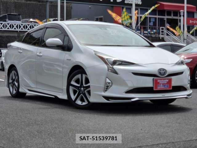Toyota PRIUS 2017-03 8218136-18