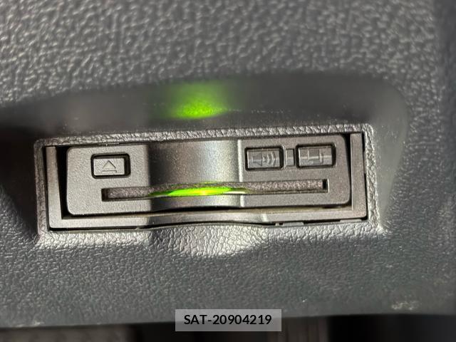 Toyota PRIUS 2016-01 8218287-13