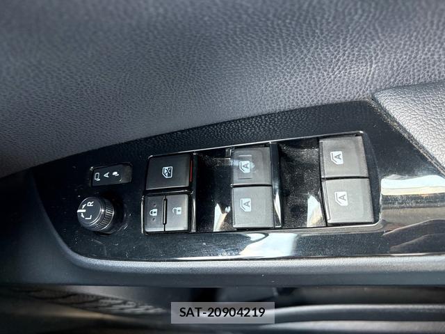 Toyota PRIUS 2016-01 8218287-14
