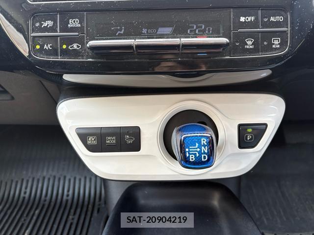 Toyota PRIUS 2016-01 8218287-18