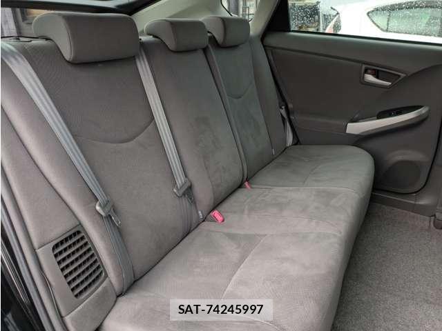Toyota PRIUS 2009-07 8218330-12