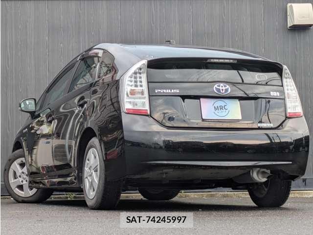 Toyota PRIUS 2009-07 8218330-4