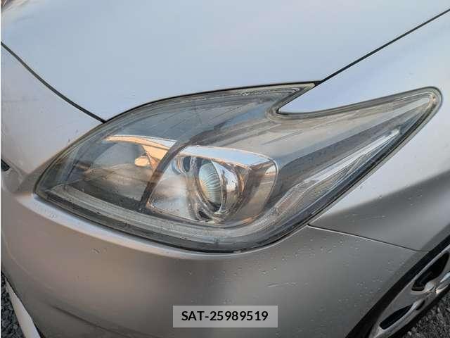 Toyota PRIUS 2012-02 8218332-8