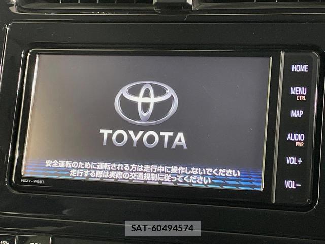 Toyota PRIUS 2018-09 8218528-2