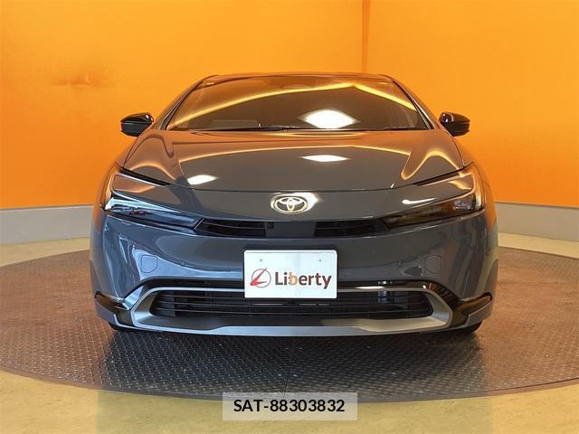 Toyota PRIUS 2024-09 8218688-5