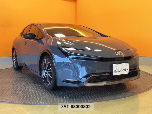 Toyota PRIUS 2024-09 8218688-6