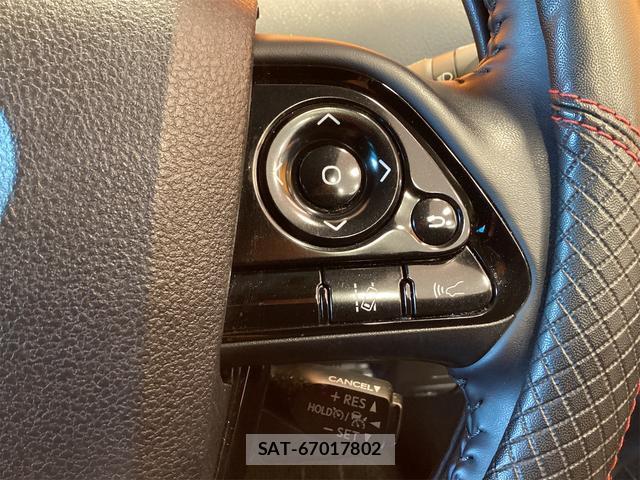 Toyota PRIUS 2021-08 8218698-15