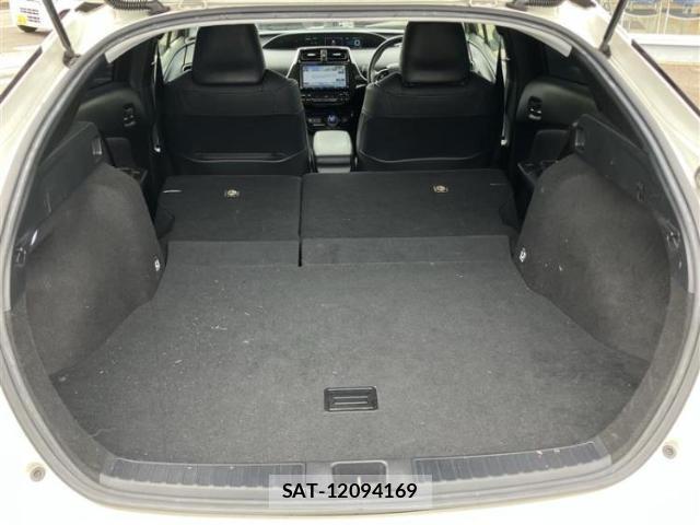 Toyota PRIUS 2019-07 8218759-7