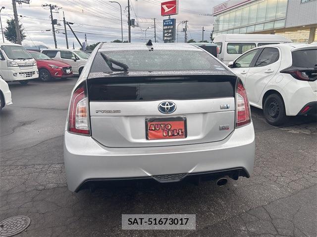 Toyota PRIUS 2012-11 8218781-6
