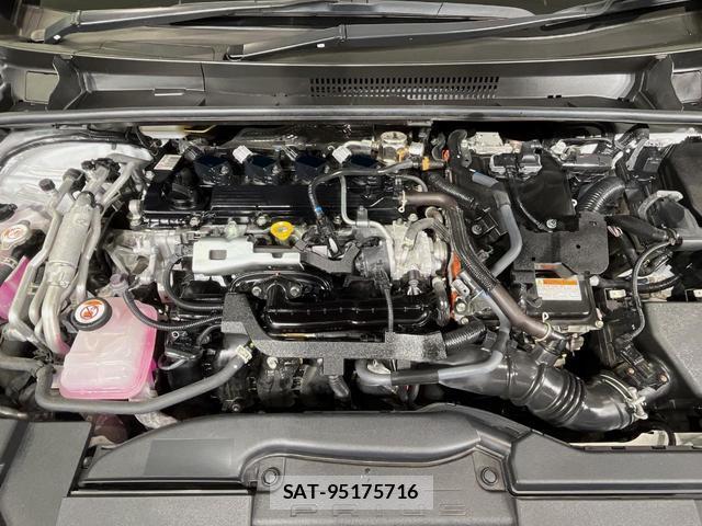 Toyota PRIUS 2023-08 8219153-17