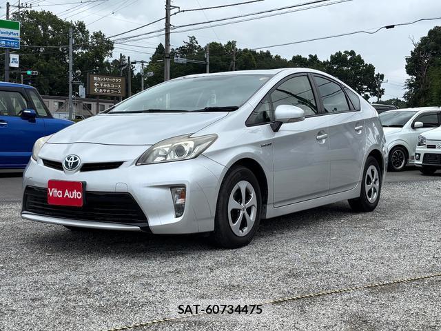 Toyota PRIUS 2013-07 8219231-14