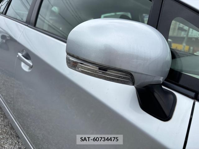 Toyota PRIUS 2013-07 8219231-5