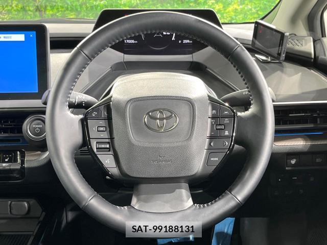 Toyota PRIUS 2023-06 8219345-10