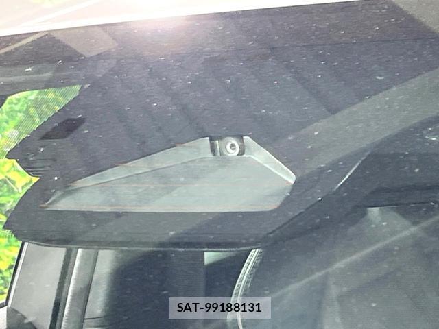 Toyota PRIUS 2023-06 8219345-4