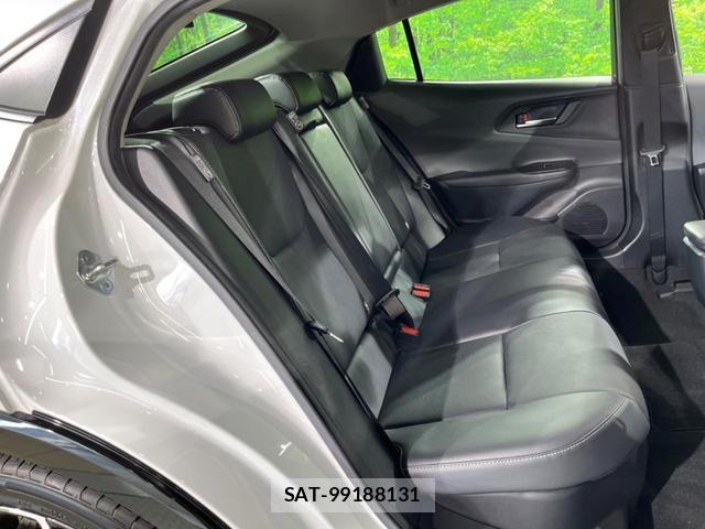 Toyota PRIUS 2023-06 8219345-8