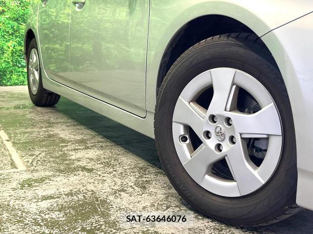 Toyota PRIUS 2011-12 8219438-10