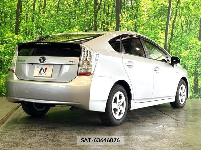 Toyota PRIUS 2011-12 8219438-15