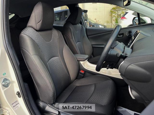 Toyota PRIUS 2016-07 8219440-10