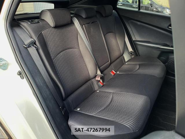 Toyota PRIUS 2016-07 8219440-11