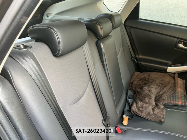 Toyota PRIUS 2012-09 8219566-11