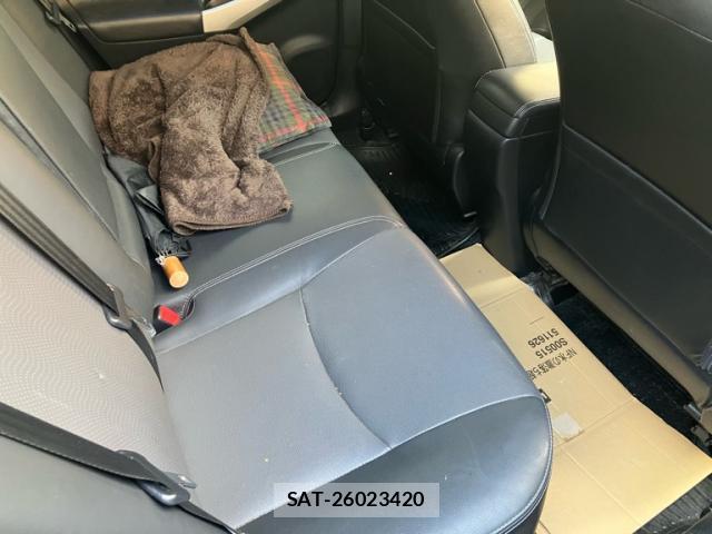 Toyota PRIUS 2012-09 8219566-14