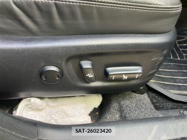 Toyota PRIUS 2012-09 8219566-18