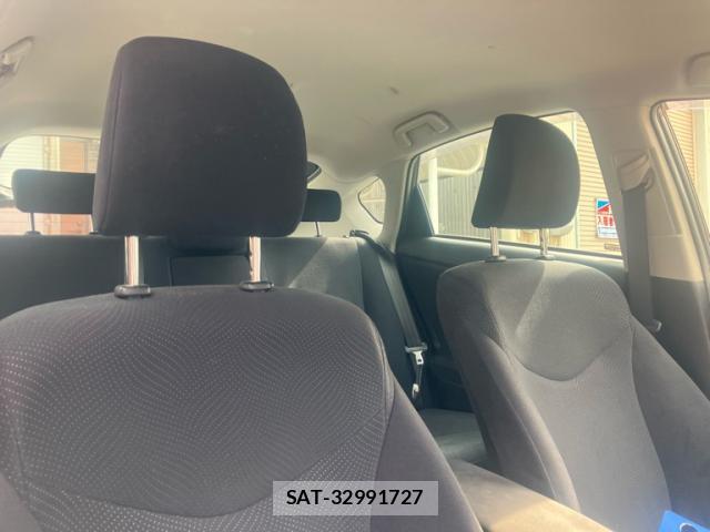 Toyota PRIUS 2014-02 8219602-9