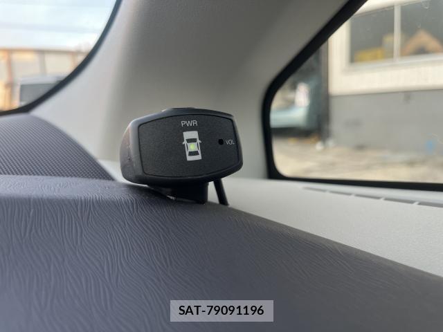 Toyota PRIUS 2009-07 8219894-9