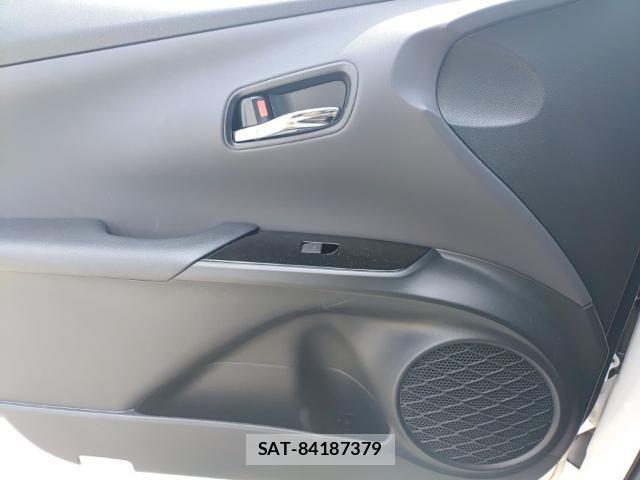 Toyota PRIUS 2020-07 8219976-12