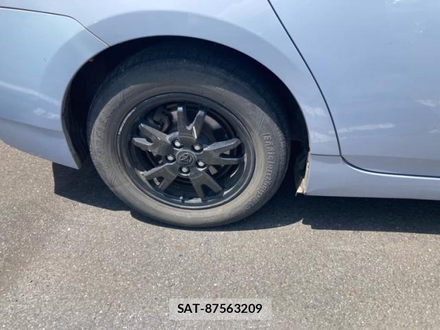 Toyota PRIUS 2009-10 8220032-17
