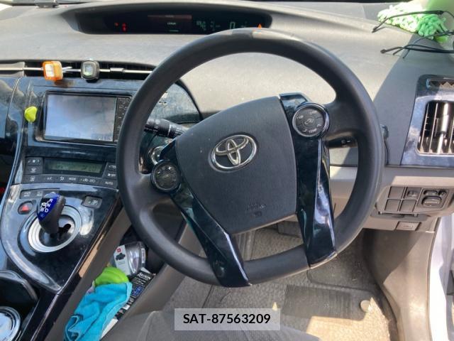 Toyota PRIUS 2009-10 8220032-7