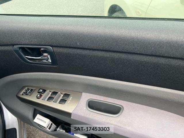 Toyota PRIUS 2007-10 8220039-10