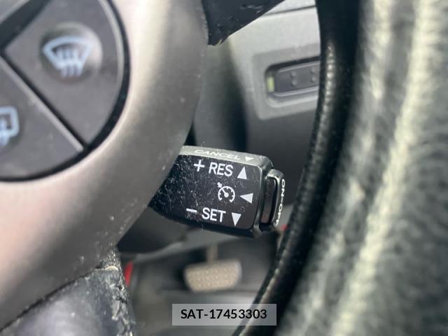 Toyota PRIUS 2007-10 8220039-15