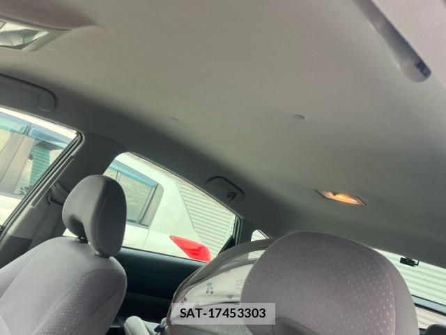Toyota PRIUS 2007-10 8220039-8