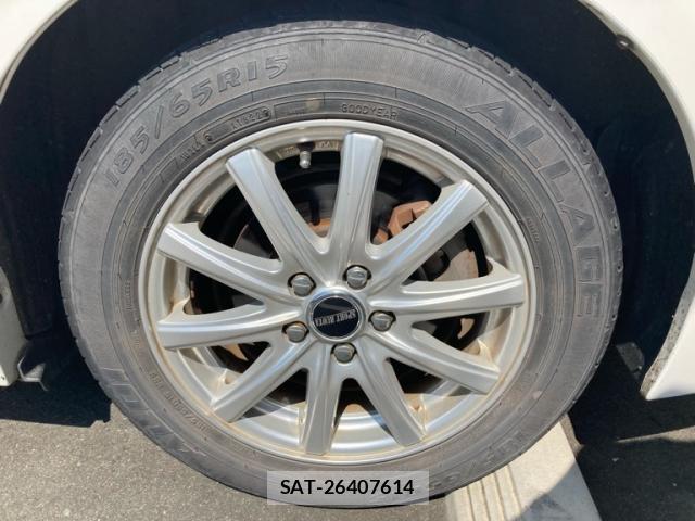 Toyota PRIUS 2009-12 8220044-2