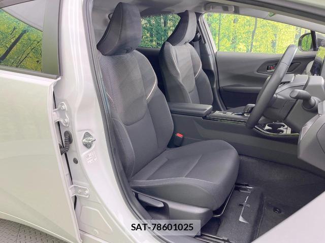Toyota PRIUS 2023-02 8220111-7