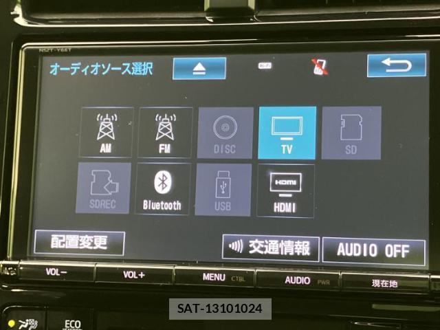 Toyota PRIUS 2018-04 8220181-10