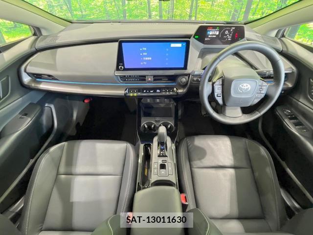 Toyota PRIUS 2023-11 8220222-1