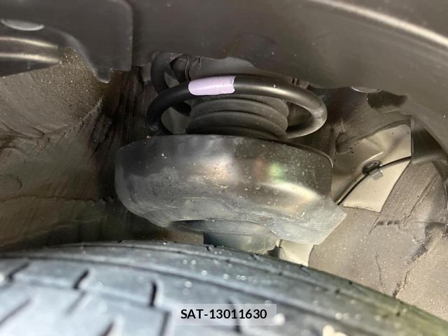 Toyota PRIUS 2023-11 8220222-19